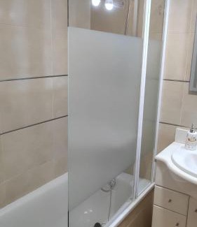 Conil de la Frontera Apartment | Family-Friendly Getaway at Apartamento Lajarraga