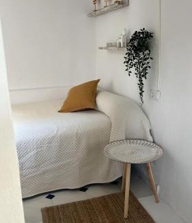 Sanlucar de Barrameda Apartment | Family-Friendly Apartamentos Arquillo de Rota Awaits You