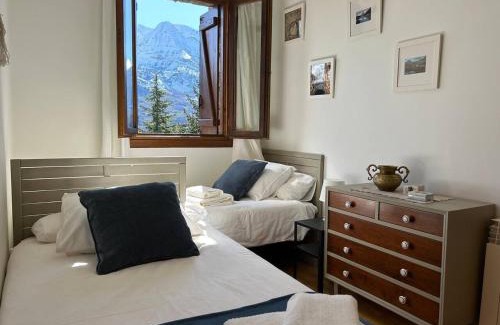 Tramacastilla de Tena Apartment | Apartamento Linar l Wifi l Vistas l P & Trastero