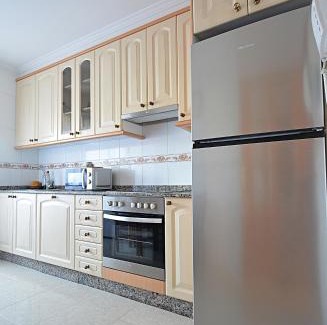 Vilagarcia de Arousa Apartment | Relax at Apartamento As Carolinas: Family & Pet Friendly Stay