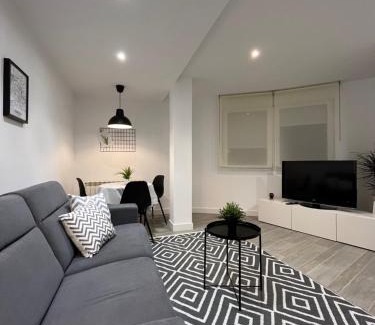 Villamediana de Iregua Apartment | Child-Friendly Villamediana Suite with Impressive 9.3 Rating