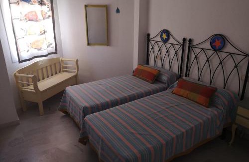 Zahara de los Atunes Apartment | Family-Friendly Stay at Apartamento Aretusa Luz - 8/10 Rated