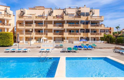Cala Bona Apartment | Family-Friendly Apartamento Espiga with Pool & High Ratings