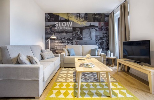 Trafalgar House | Family-Friendly Duplex with 4 Bedrooms & Top Guest Rating