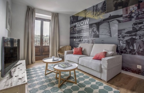Trafalgar House | Experience a 10/10 Duplex with Child-Friendly Amenities