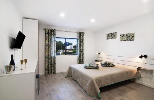 Moncarapacho e Fuseta Apartment | Family-Friendly Apartment for Memorable Getaways