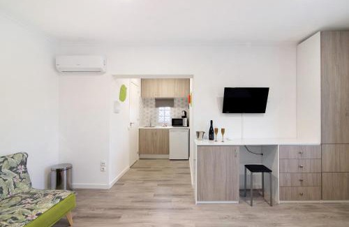 Moncarapacho e Fuseta Apartment | Family-Friendly Apartment for Memorable Getaways