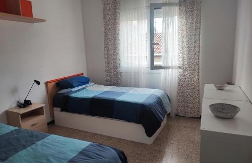 Navas Apartment | Family Apartment with Wifi - Pet and Child Friendly Stay