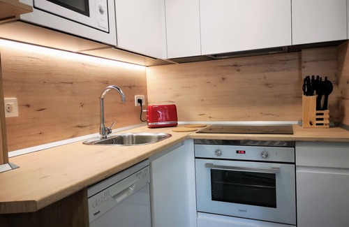 La Almozara Apartment | Apartamento Frente a la Aljafería