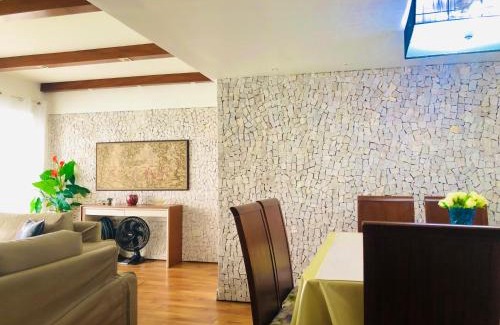 Morro do Maluf Apartment | Oceanfront Apartment with Spectacular Views and Pets Welcome