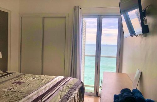 Morro do Maluf Apartment | Oceanfront Apartment with Spectacular Views and Pets Welcome