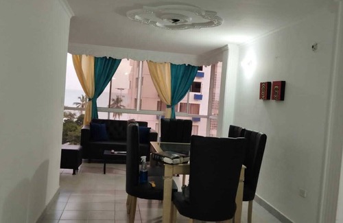 Comuna 3 Apartment | Seaside Apartment in Santa Marta Rodadero for Families