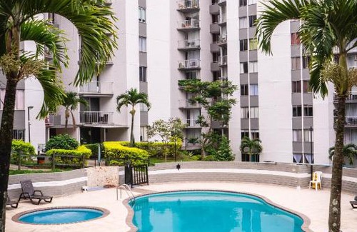 Buenos Aires Apartment | Budget-Friendly Apartment Génova with Pool & Pet Friendly