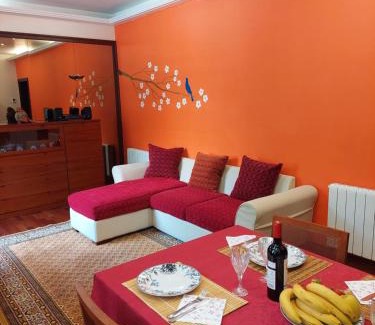 Sants-Montjuic Apartment | Elegant Stay at Gran Via de les Corts Catalanes