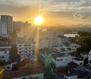 Centro Apartment | Beachfront Guarapari Apartment with Wi-Fi and Pet Friendly