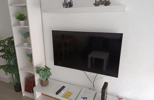 Parque Ayala Apartment | Pet-Friendly Haven: Apartamento Heroes de Sostoa, 4 Stars
