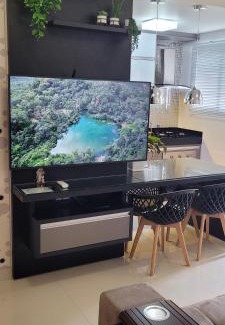Plano Diretor Sul Apartment | Scenic Horizonte Azul: Lake View & Pet-Friendly Retreat