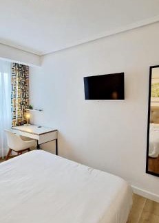Barakaldo Apartment | Family-Friendly Stay at Apartamento Cruces Metro BEC