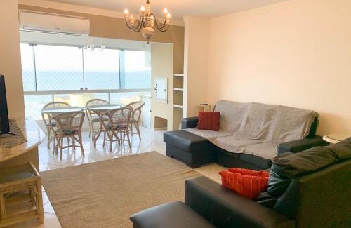 Centro Apartment | Prime Itapema Apartment Steps from the Beach - Family Friendly