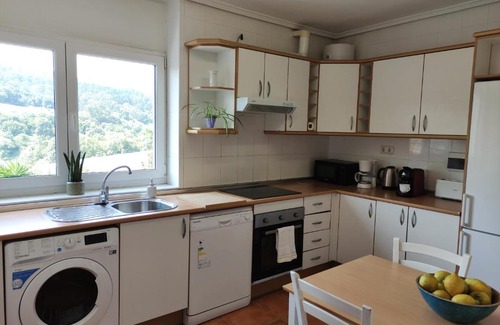 Barrika Apartment | Oceanfront Getaway at Apartamento Itsasoa Barrika