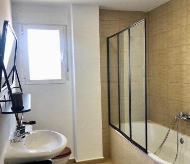 Moraleja Apartment | Family-Friendly JALAMA Apartment: Rated 8.2/10 for Comfort