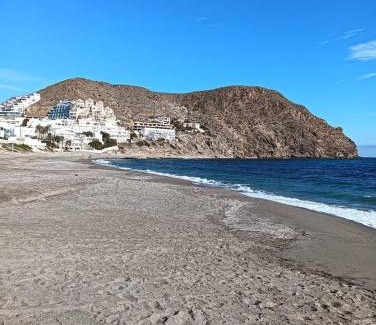 Carboneras Apartment | Oceanfront Apartment Steps from the Beach with Hot Tub