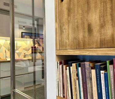 La Catedral Apartment | Prime Apartment by the Mosque and Guadalquivir River
