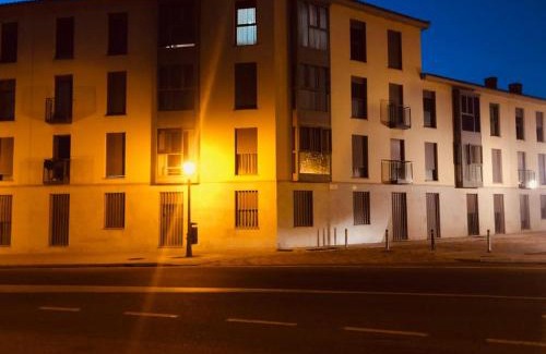 Zamora Apartment | La Bien Cercada: Kid-Friendly Retreat with Hot Tub Bliss