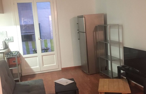 Barbastro Apartment | Cozy Central Retreat: Apartamento La Bodeguita Awaits
