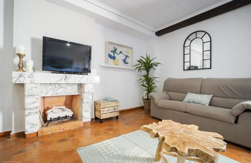 Old Town Apartment | Family-Friendly Stay at LA CATEDRAL CUENCA - 4-Star Comfort