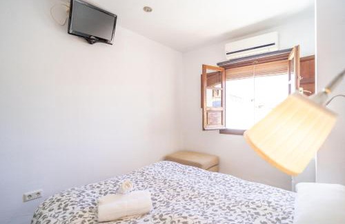 Old Town Apartment | Family-Friendly Stay at Apartamento La Ciudad