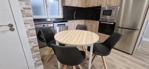 Aviles Apartment | Family-Friendly Apartment La Estación - Rated 9.6 by Guests