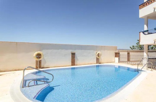 Alcaucin Apartment | Cozy Apartment La Fuente in Alcaucin with Pool & Pets