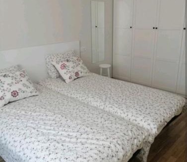 Ainsa Apartment | Family-Friendly Apartment La Montañesa with Large Terrace