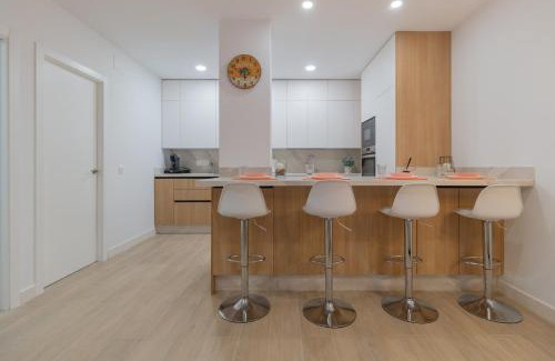 Ciudad Jardin Apartment | Child-Friendly Comfort at Apartamento La Previsión - Rated 9.4