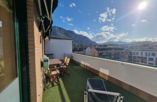 Posada de Llanes Apartment | Elegant Stay at Apartamento La Terraza del Paraiso