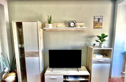 Alcaniz Apartment | Family-Friendly Stay at Apartamento La Zahora - Alcañiz