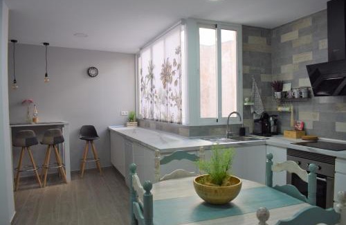 Elche Apartment | Oceanfront Apartamento Ladevesa - Rated 9.3 by Guests