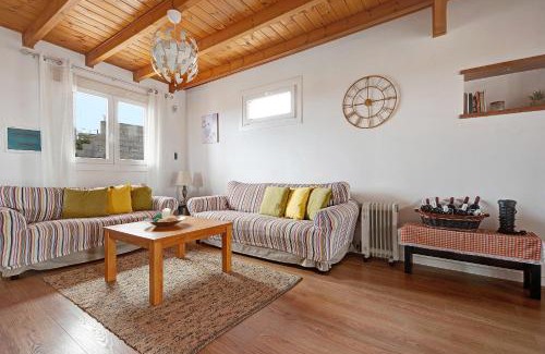 La Mancha Apartment | Family-Friendly Stay at Apartamento las Viñas 2 - Rated 9/10