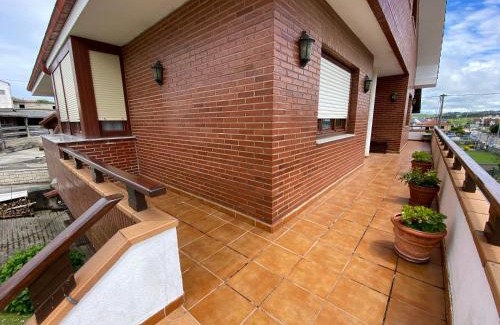 Mogro Apartment | Cozy Apartment Las Torcas in Mogro with Breakfast Included