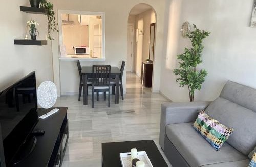 Bormujos Apartment | Pet-Friendly Apartamento Liru: 5 Minutes from Sevilla