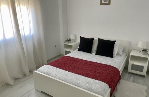 Bormujos Apartment | Pet-Friendly Apartamento Liru: 5 Minutes from Sevilla