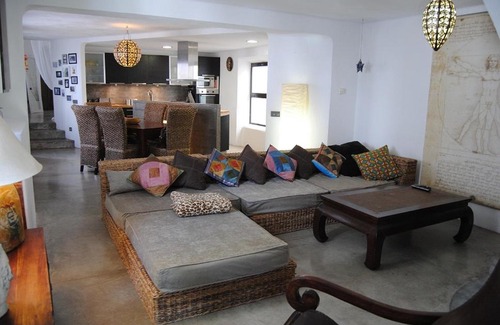 El Cuarton Apartment | Stylish Loft Apartment in Tarifa – Rated 9.2/10!