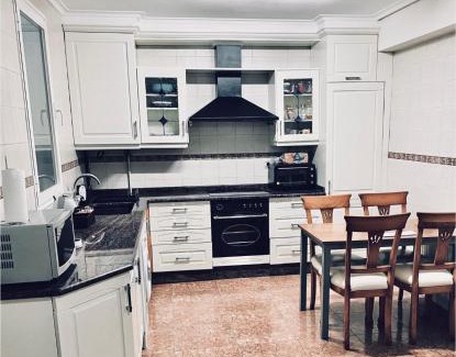 Logrono City Centre Apartment | Pet-Friendly Apartment in Logroño - Guest Rated 9/10
