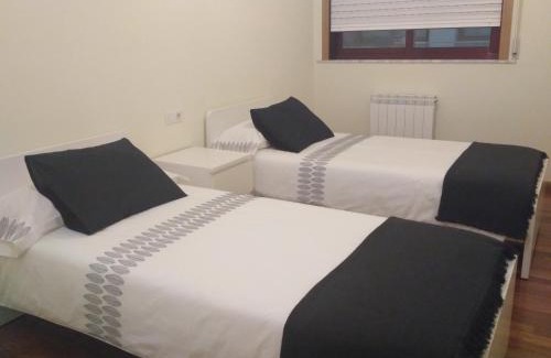 O Milladoiro Apartment | Exceptional Stay at Apartamento Lua - Family-Friendly Retreat