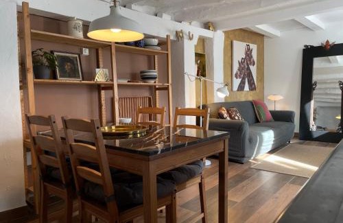 El Frasno Apartment | Pet-Friendly Escape at Apartamento Lucía y Alisa