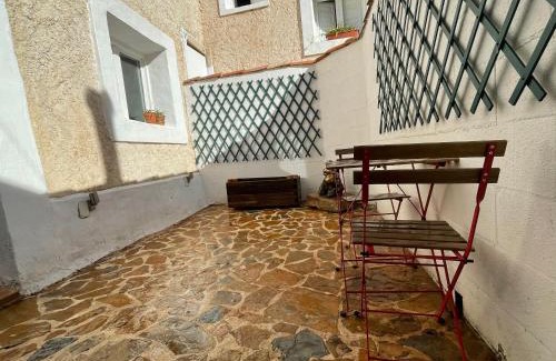 El Frasno Apartment | Pet-Friendly Escape at Apartamento Lucía y Alisa