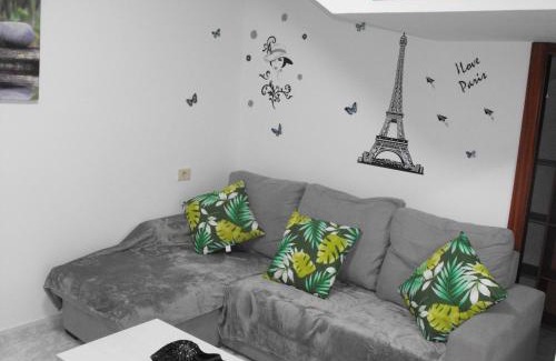 O Grove Apartment | Experience Oceanfront Bliss at Apartamento Lucia