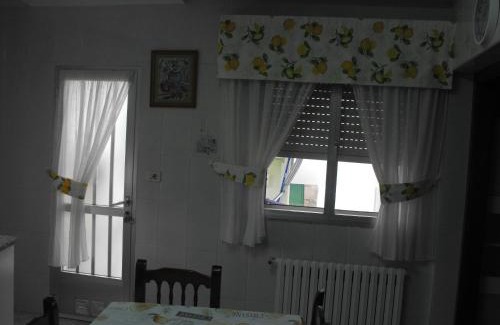 O Grove Apartment | Experience Oceanfront Bliss at Apartamento Lucia