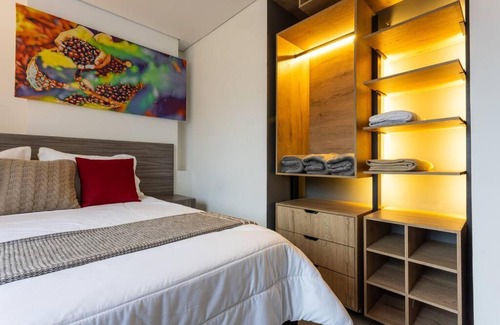 Suramericana Apartment | Elegant Apartment Near Stadium with Pet-Friendly Amenities